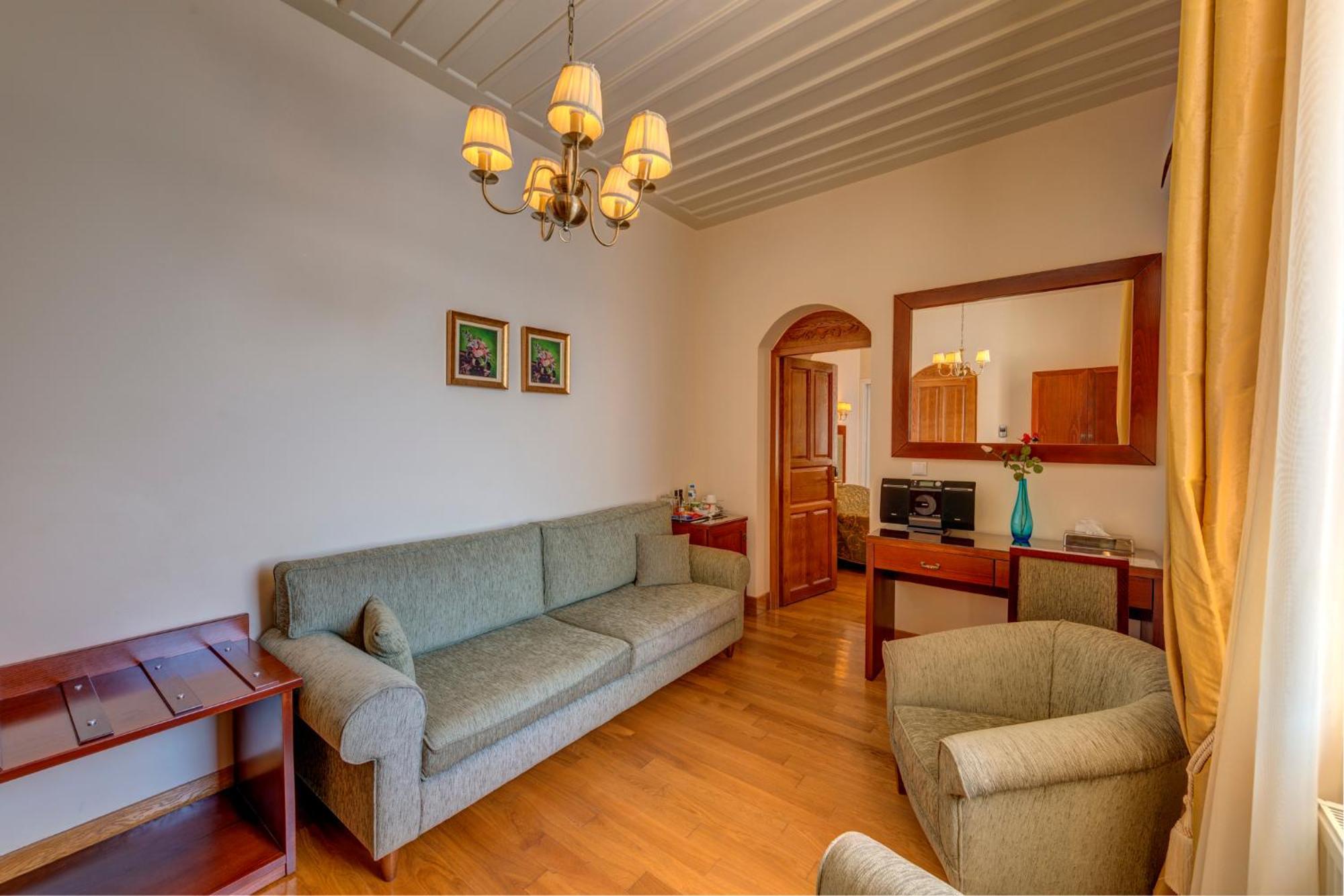 Apollonion Palace Ermoupoli Room photo