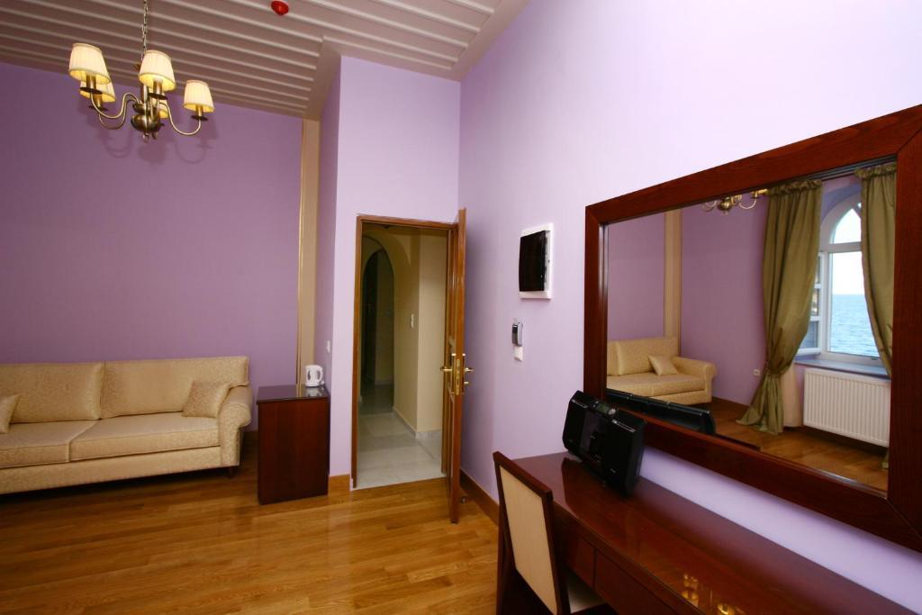 Apollonion Palace Ermoupoli Room photo